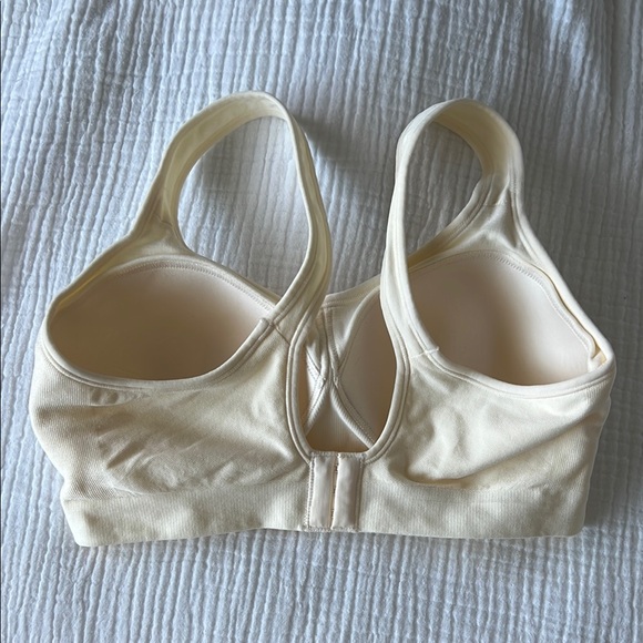 NWOT • Shapermint “Every Day Bra” in Nude • Size L - Picture 4 of 11